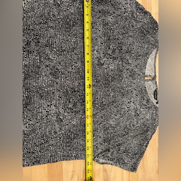 Marimekko short sleeve top - Picture 7 of 7